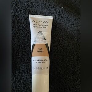 Almay Hydrating Tint Foundation - Shade 150 Honey